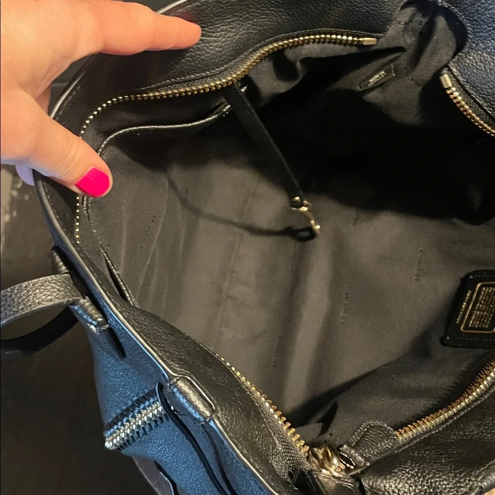 Coach Tatum Whiplash Black Tote Shoulder Bag ! - Picture 3 of 14